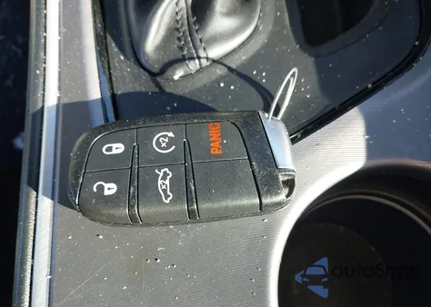 2022 Dodge Challenger Gt z USA, uszkodzony, nr VIN 2C3CDZJG8NH249784